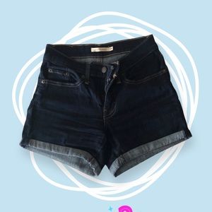 Levi’s Mid Length Women’s Shorts